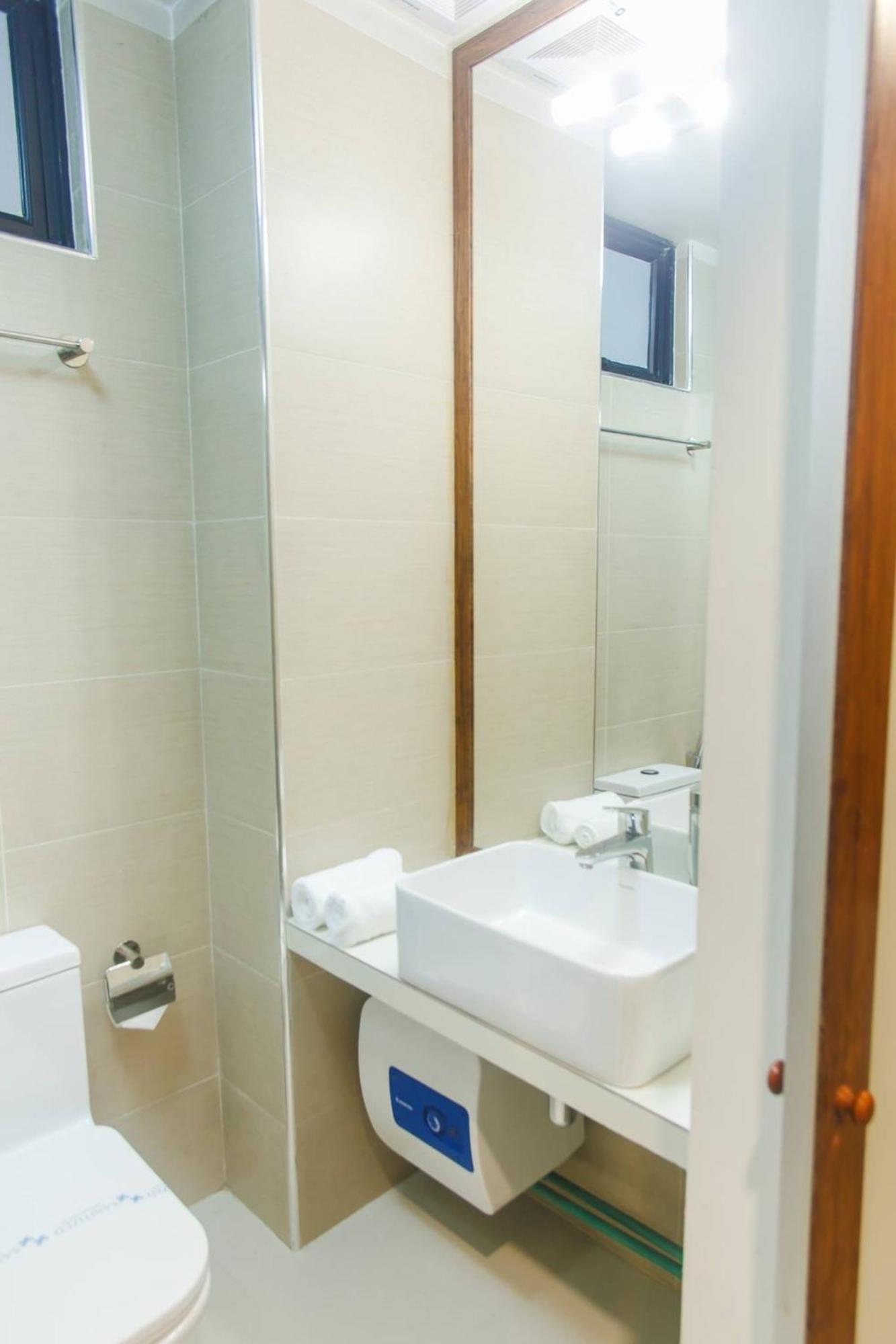 Club Blu Hotel Мале Екстериор снимка